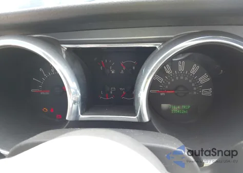 2005 Ford Mustang z USA, uszkodzony, nr VIN 1ZVHT84N555194756